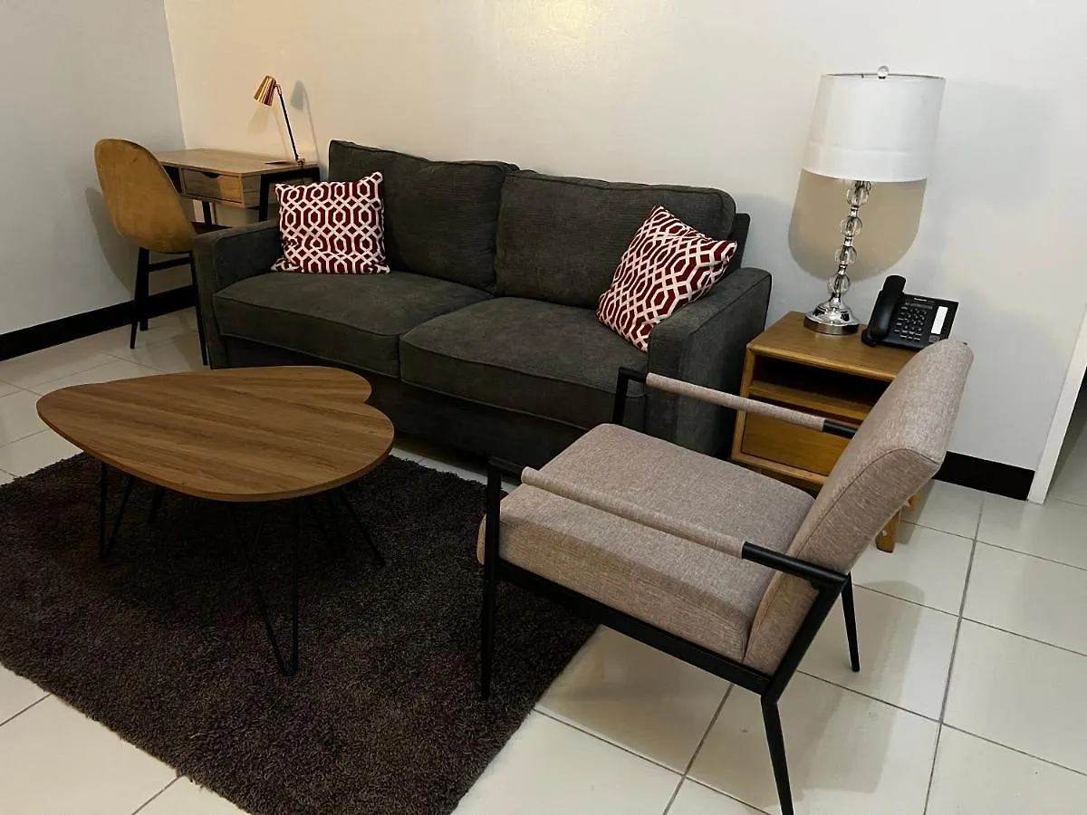 Amazing Views Across Shangrila Mall And Near Megamall Greenfield District Manila 0*,