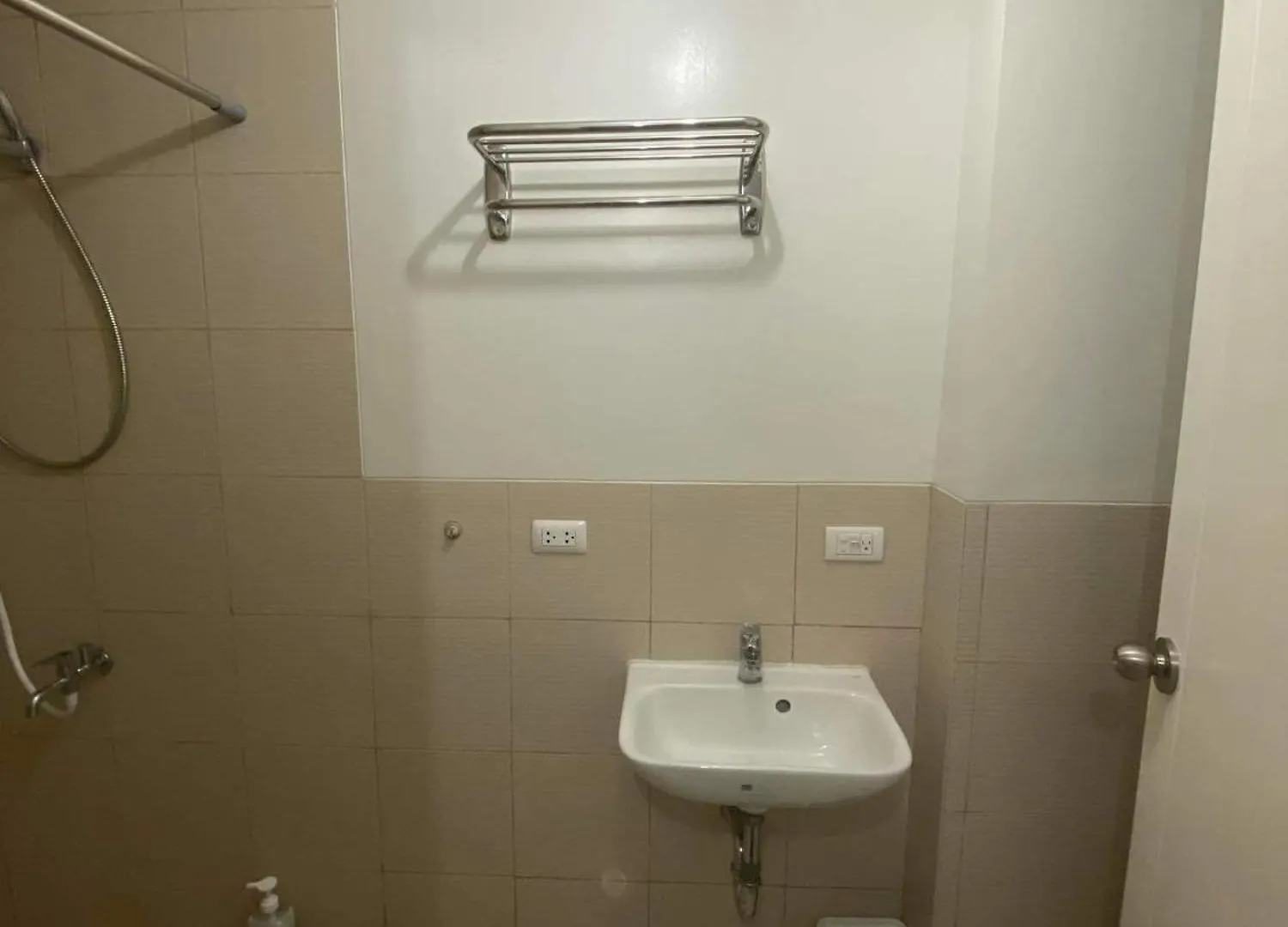 Apartment Amazing Views Across Shangrila Mall And Near Megamall Greenfield District Manila