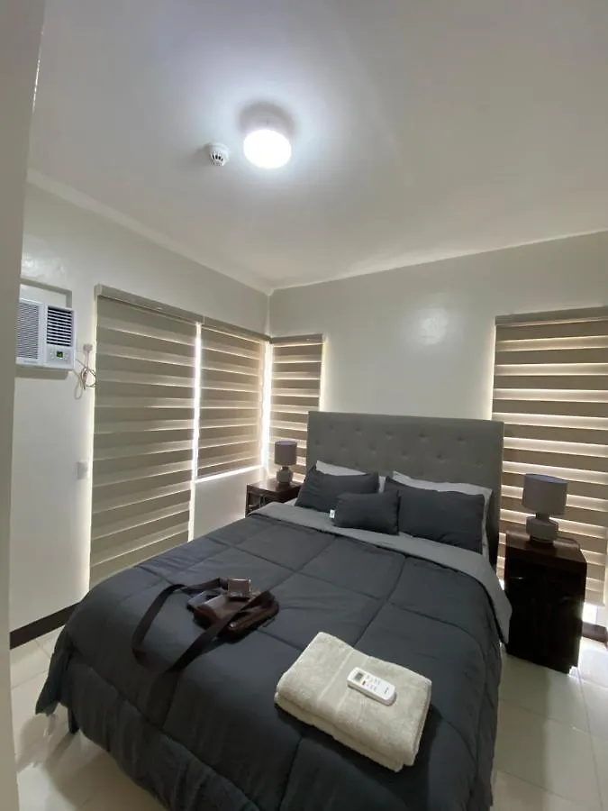 מנילה Amazing Views Across Shangrila Mall And Near Megamall Greenfield District הפיליפינים