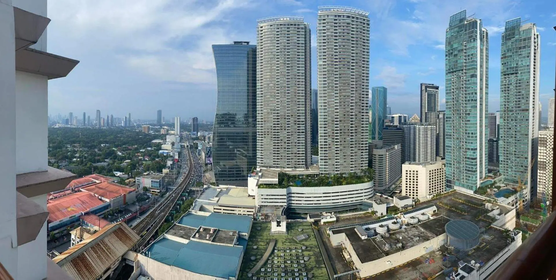 מנילה Amazing Views Across Shangrila Mall And Near Megamall Greenfield District דירה